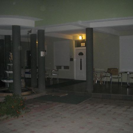Guest House Vila Mimoza Ulcinj Buitenkant foto