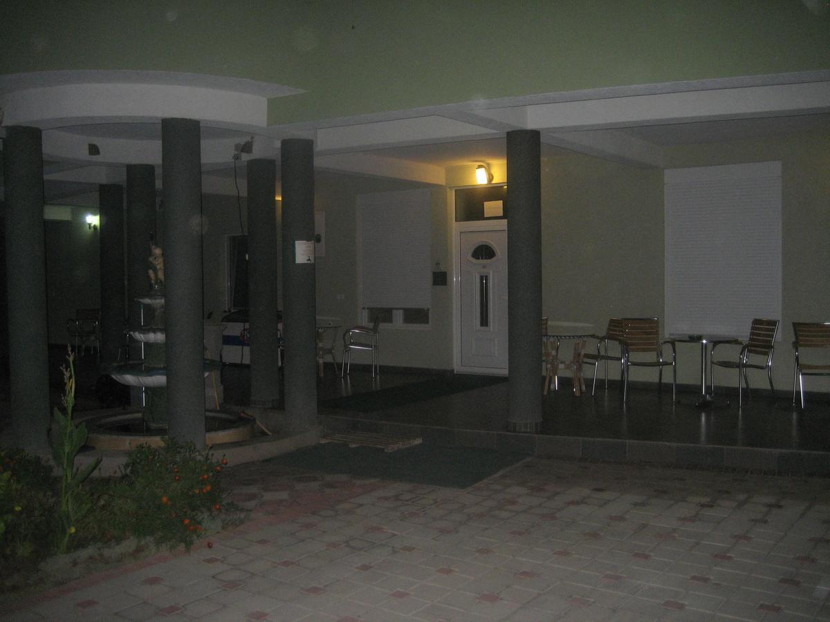 Guest House Vila Mimoza Ulcinj Buitenkant foto