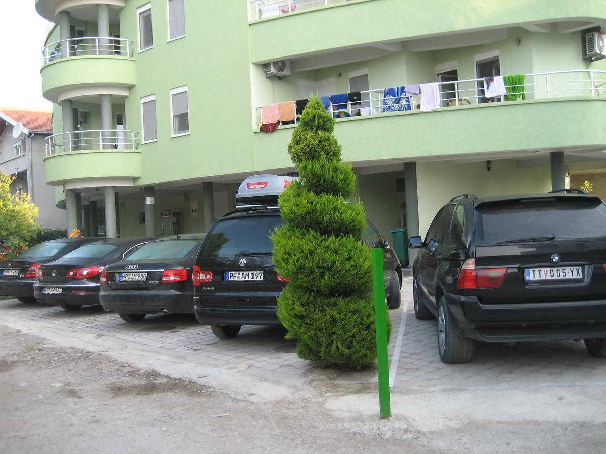 Guest House Vila Mimoza Ulcinj Buitenkant foto