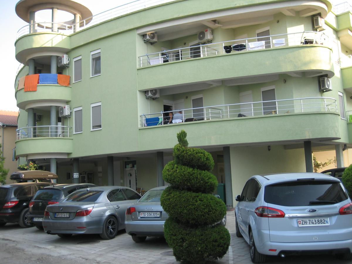 Guest House Vila Mimoza Ulcinj Buitenkant foto