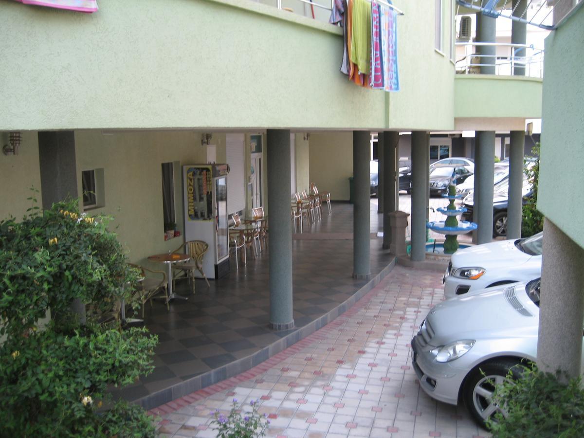 Guest House Vila Mimoza Ulcinj Buitenkant foto