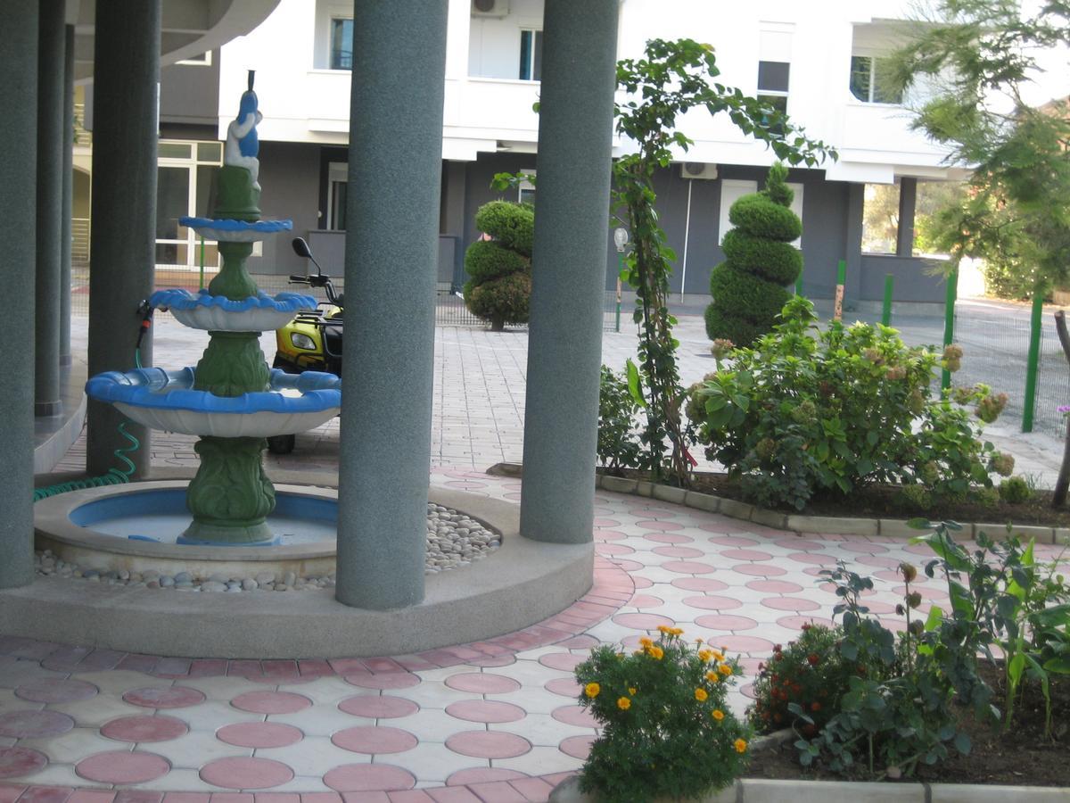 Guest House Vila Mimoza Ulcinj Buitenkant foto